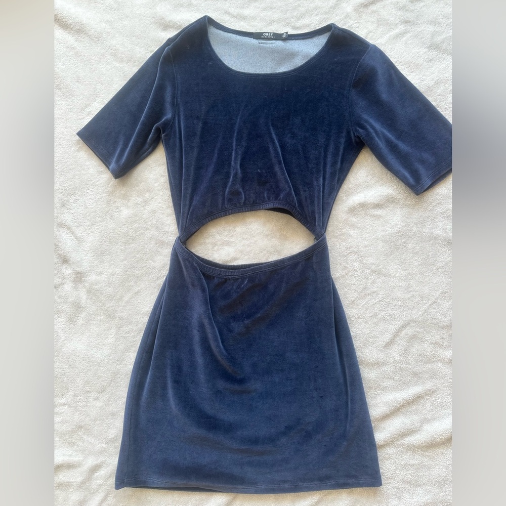 Elegant Navy Blue Cut-Out Dress